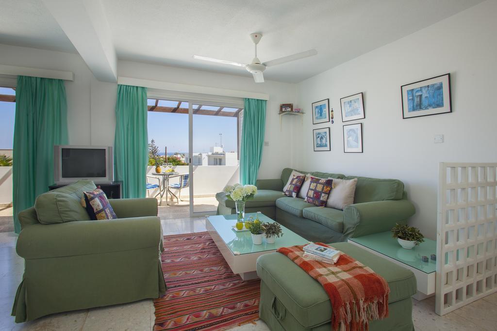 Protaras Holiday Suite Annie Exterior photo